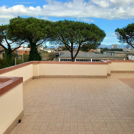 Il Brindisi Di C & C Castelli Romani Pomezia Luaran gambar